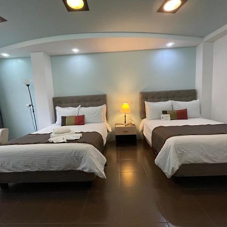 Hotel Shalom Ріобамба Екстер'єр фото
