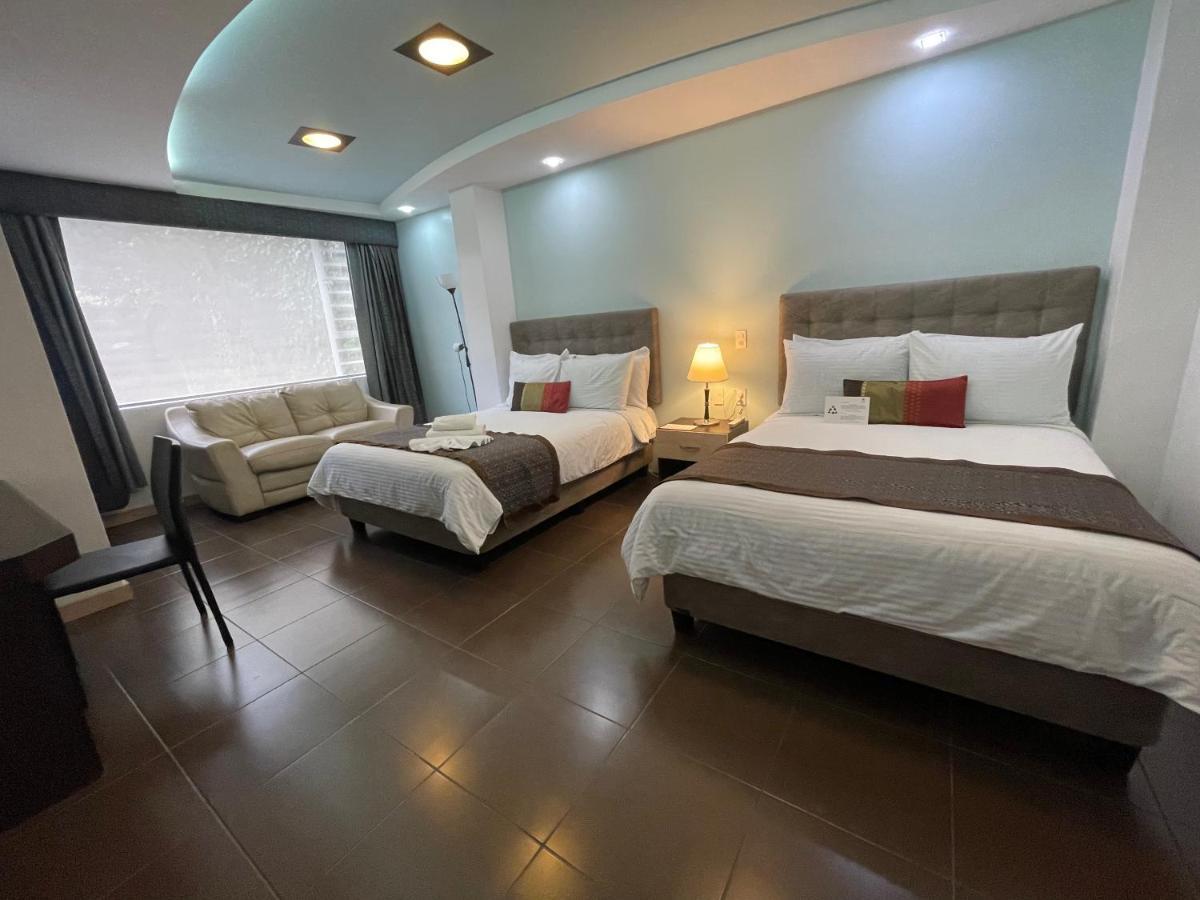 Hotel Shalom Ріобамба Екстер'єр фото