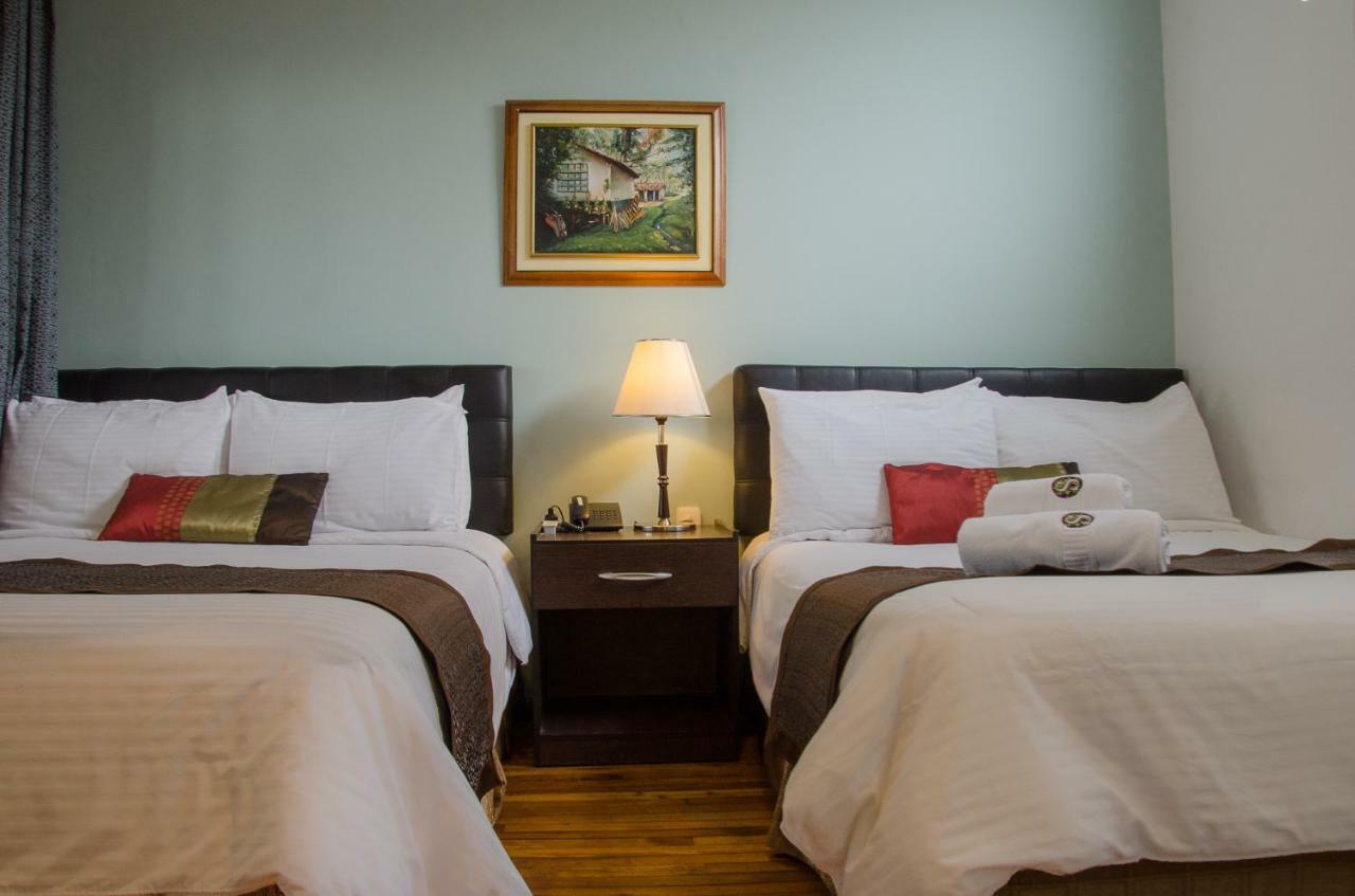 Hotel Shalom Ріобамба Екстер'єр фото